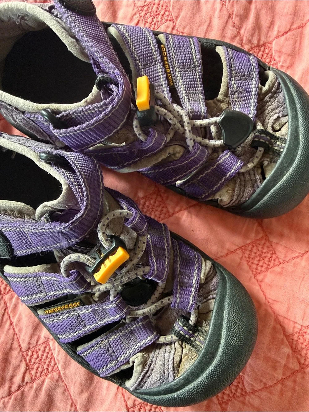 KEEN Kids Purple and Black Waterproof Closed-Toe Sandals